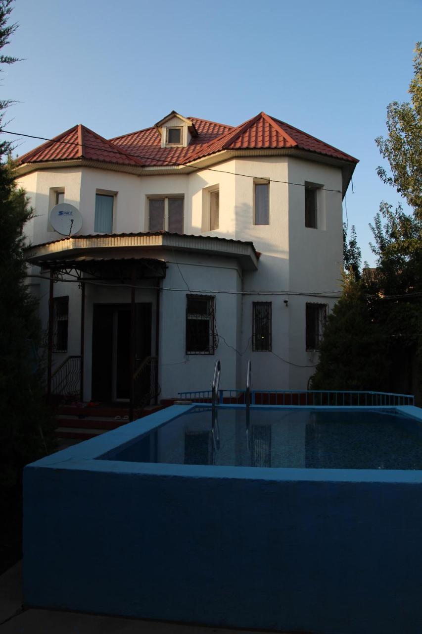 Dream Hostel Шымкент Экстерьер фото
